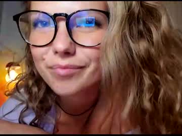 Nude cam girl kosmickate image #3285043