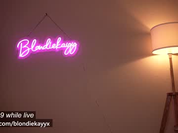 Nude cam girl blondiekayy image #1647453