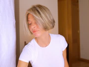 Nude cam girl velvet_daydream image #5422454