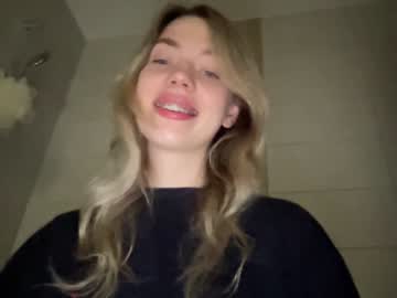 Nude cam girl angel_from_sky image #1797127