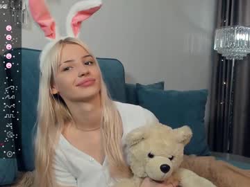 Nude cam girl erleneganter image #6120854