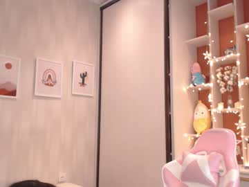 Nude cam girl hi_teika image #630940
