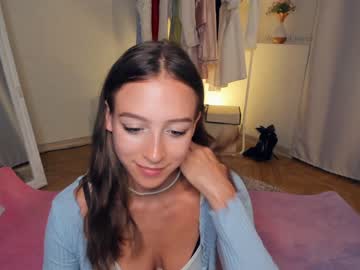 Nude cam girl wave_of_happy_ image #6324257