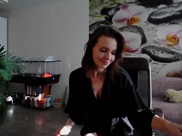 Nude cam girl jennycutey image #5763484