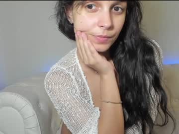 Nude cam girl lilbeccaxo image #2352797