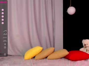 Nude cam girl small_blondee image #2463518