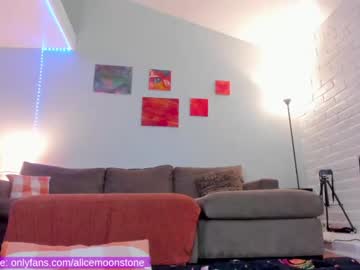 Nude cam girl alice_moonstone image #2310039