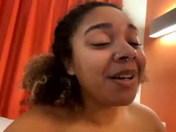 erickavee21 nude girls camming