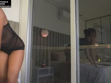 Nude cam girl camilitasu image #5705609