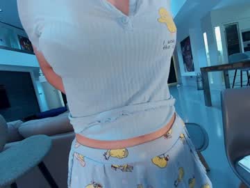 Nude cam girl ehotlovea image #5084736