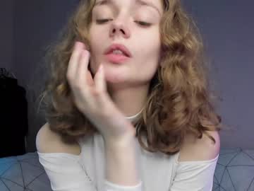 Nude cam girl mxxnsxsul image #2210895