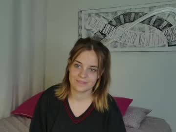 Nude cam girl hey_toni_ image #3219826
