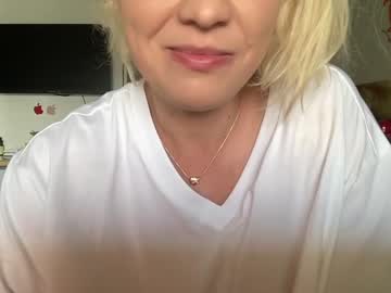 Nude cam girl kiradivine image #4574466