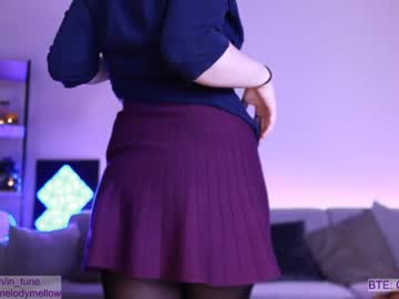 Nude cam girl in_tune image #195378