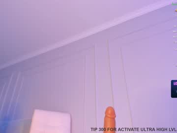 Nude cam girl aerri_lee image #2601172
