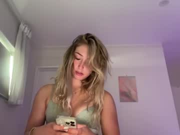 Nude cam girl lovelyalexmoore image #7010769