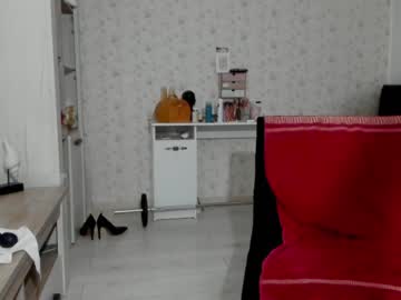 Nude cam girl charlotte2896 image #1652199