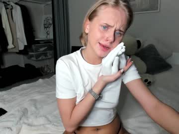 Nude cam couple hungry_bunnny image #3851004