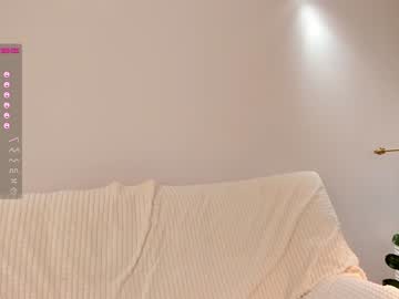 Nude cam girl juliepenningtona image #5329760
