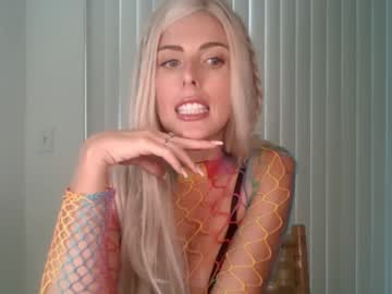 Nude cam girl catberg image #1989788