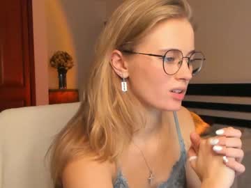 Nude cam girl linellali image #3060540