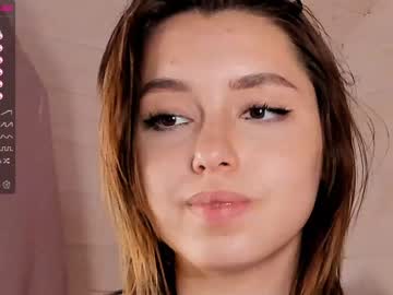 Nude cam girl darling_kira image #2971491