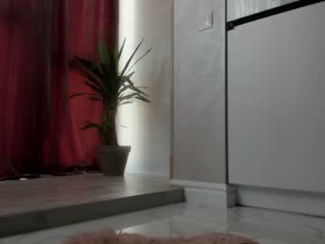 Nude cam girl meryfoxxx image #2058654