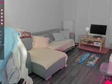 Nude cam girl mermaidrozalia image #1063989