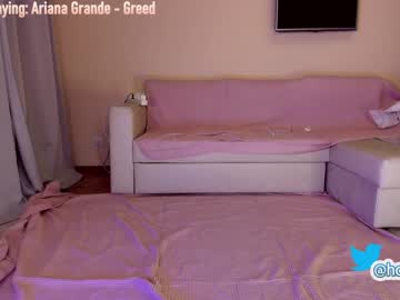 Nude cam girl hollyextra image #2749916