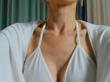 Nude cam girl laravongrey image #4581505