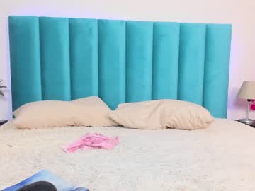 Nude cam girl kaylaa_fox image #3531126