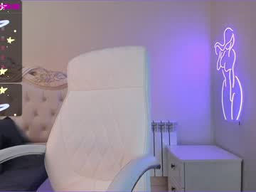 Nude cam girl akura_01 image #3003508
