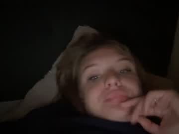 Nude cam girl heyitzhailey image #2388210