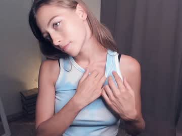 Nude cam girl wave_of_happy_ image #5441230