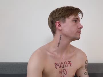 Nude cam man max_gen image #3666785