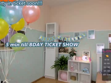 Nude cam girl lottie_shine image #2814609