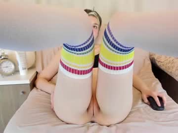 Nude cam girl kaylaa_fox image #6410793