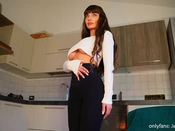 Nude cam girl therealbonnieclydex image #3875626