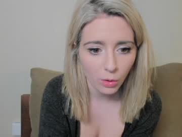 Nude cam girl kimilee22 image #6526346