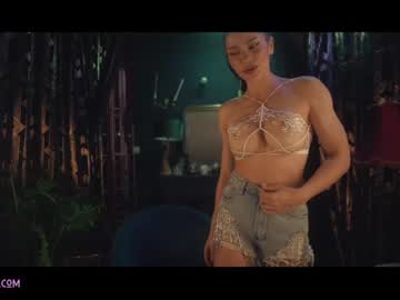 Nude cam girl lucieoude_ image #1977783