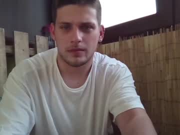 Nude cam man roberto_twink1 image #4359954