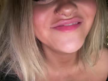 Nude cam girl ari_02 image #5225309