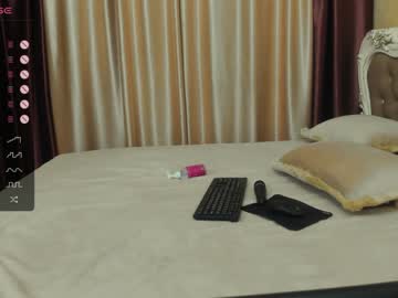 Nude cam girl divaannie image #5839040