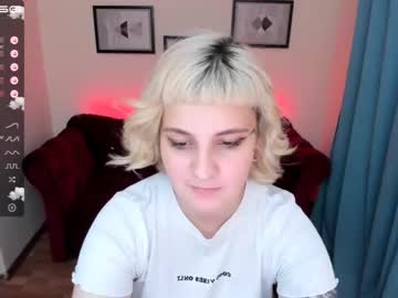 Nude cam girl yolandi_toit image #2193150