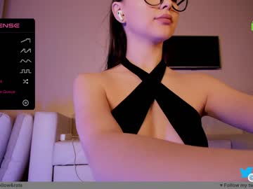 Nude cam girl hollyextra image #5811582