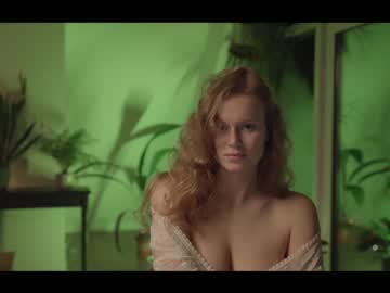Nude cam girl chillwithkira image #1416003