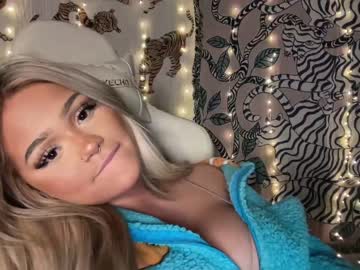 Nude cam girl ari_02 image #5333148