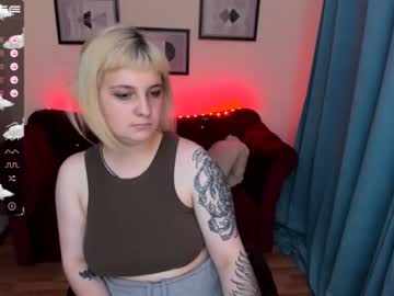 Nude cam girl yolandi_toit image #2172251