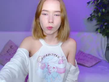 Nude cam girl little__kittty image #2001130