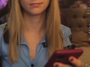 Nude cam girl angeellina image #2666729